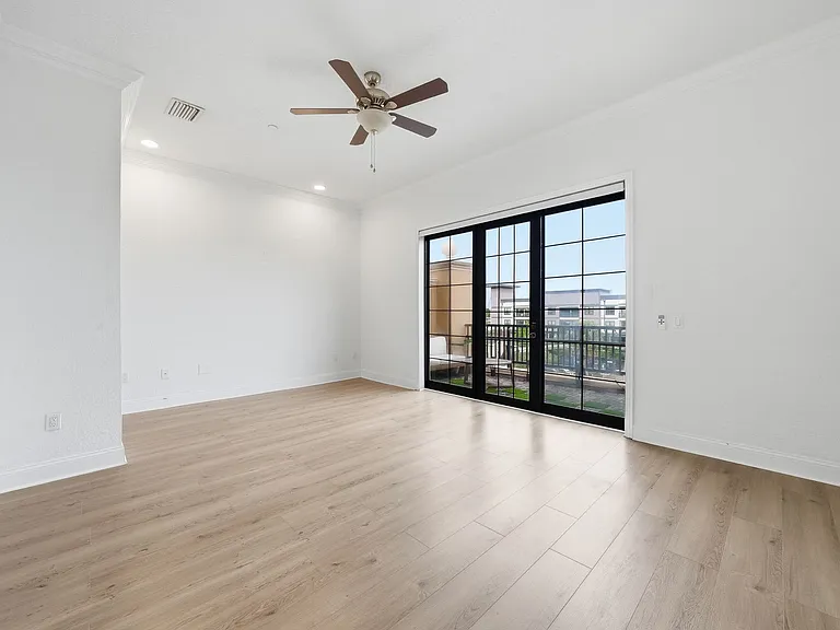 2236 Soho Bay Ct — Photo 18