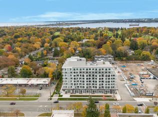 500 Plains Rd E #312, Burlington, ON L7T 2B9