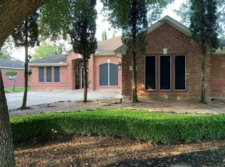 1834 Spreading Bough Ln, Richmond, TX 77406