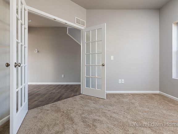 2nd image of 3340 Doral Dr