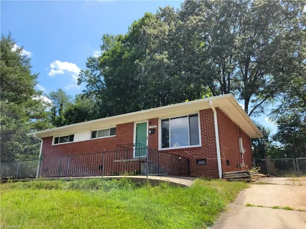 1300 Argonne Blvd, Winston Salem, NC 27107