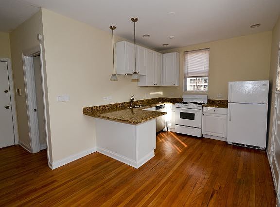 4th image of 3941 N Janssen Ave #Ua2e