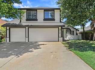 5105 Walnut Garden Ct, Carmichael, CA