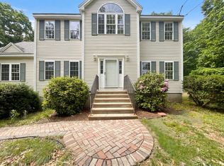 14 Smith Rd, Sutton, MA 01590