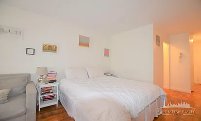 Rented by Manhattan Realty Group