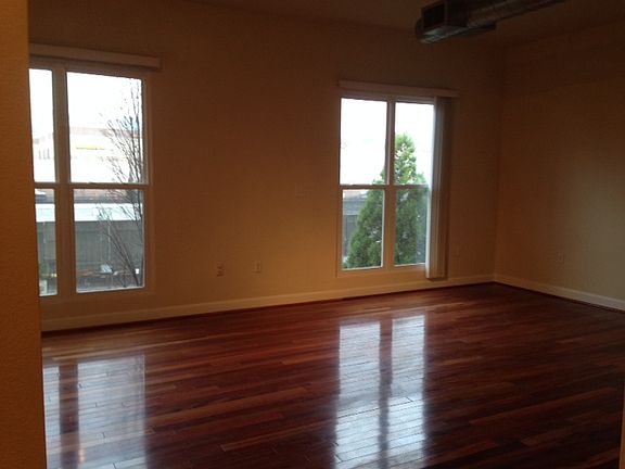 4th image of 3400 Stratford Rd NE APT 1406