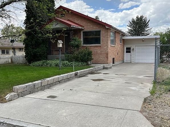 560 Oakley Ave