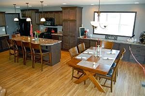 1st image of 600 Quail Hollow Ct