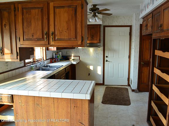 2nd image of 8047 W Eaton Hwy