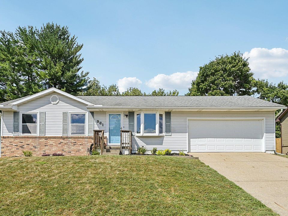 1st image of 961 Elizabeth Dr