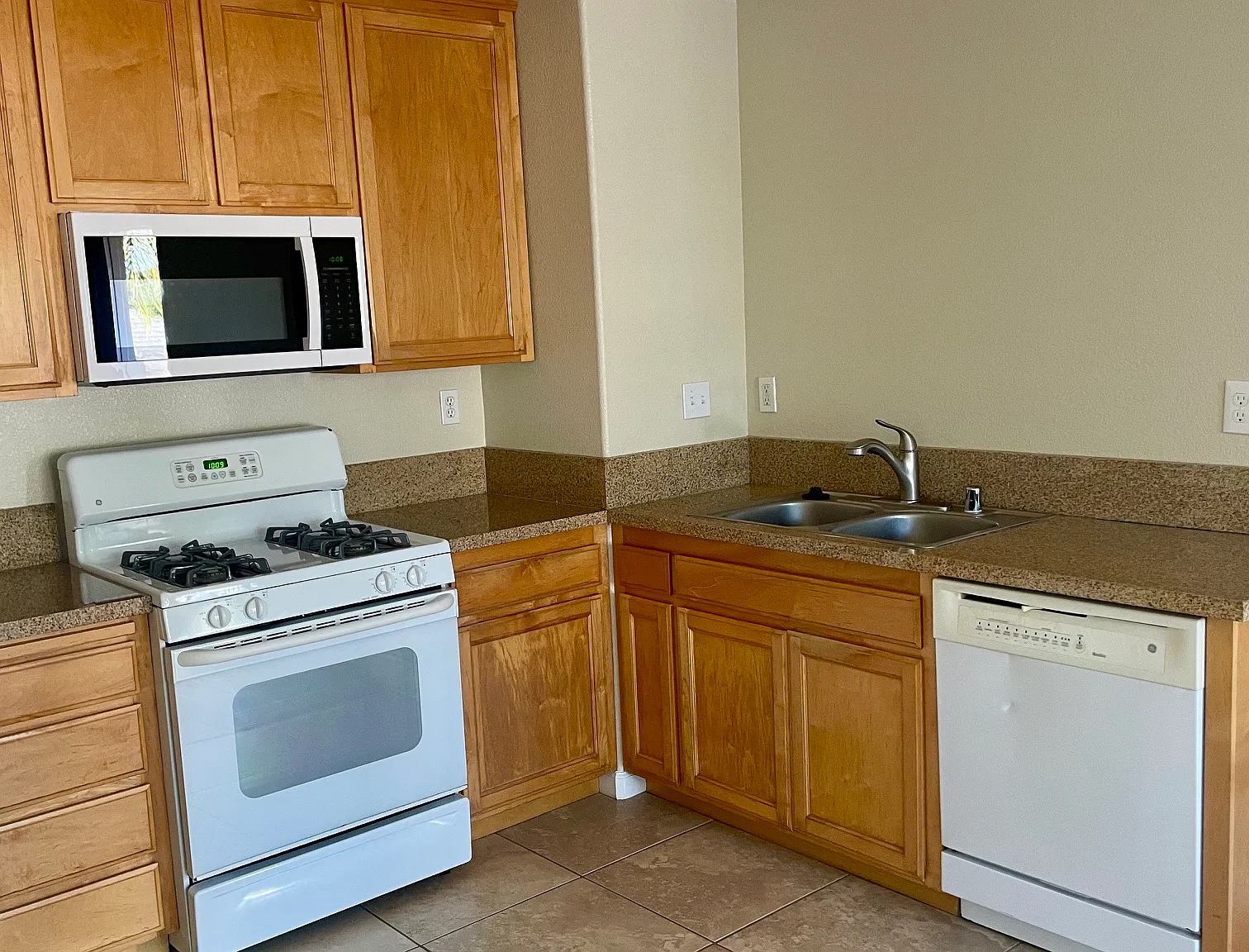 1 bed, $1,850 — Photo 3