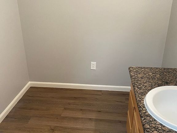 5th image of 2970 Magliocco Dr APT 16