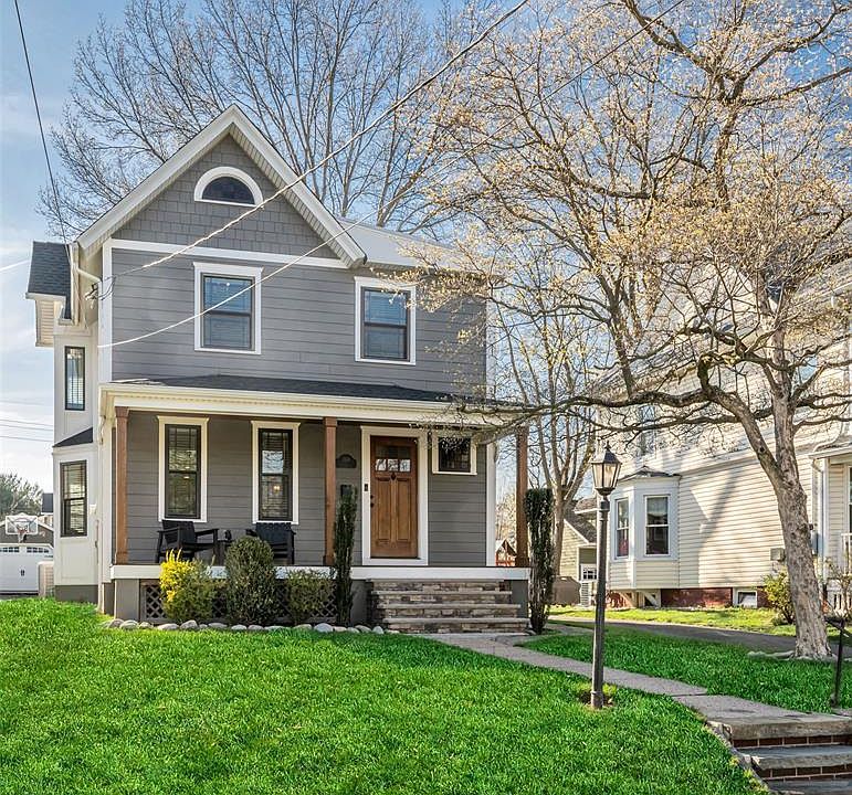 1st image of 309 Maple Ave