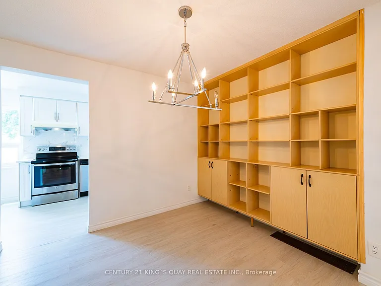 44 Chester Le Blvd #32 — Photo 12