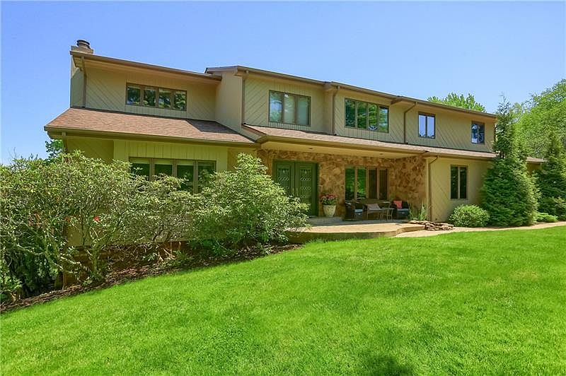 2025 Lynn Ln, Gibsonia, PA 15044 Zillow