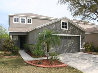 419 Maple Pointe Dr, Seffner, FL 33584