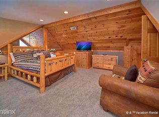 305 Big Bear Way, Pigeon Forge, TN 37863