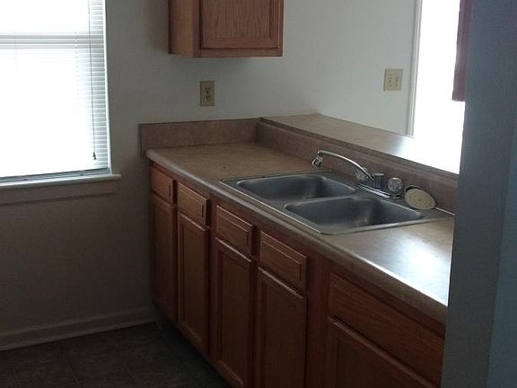 5th image of 1205 Union St #C