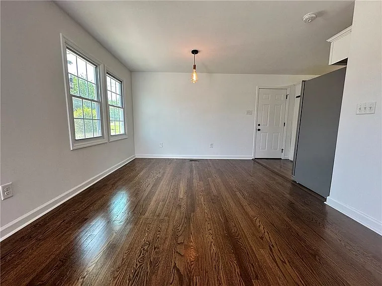 3104 Biggern Ave SE — Photo 6