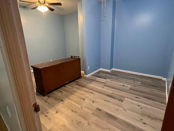 4th image of 1912 S Bancroft St #2