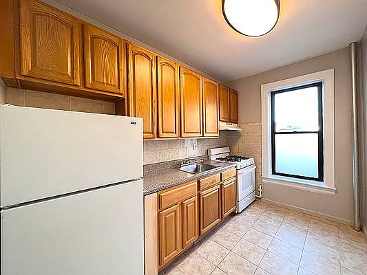 1st image of 8758 Bay Pkwy APT B14