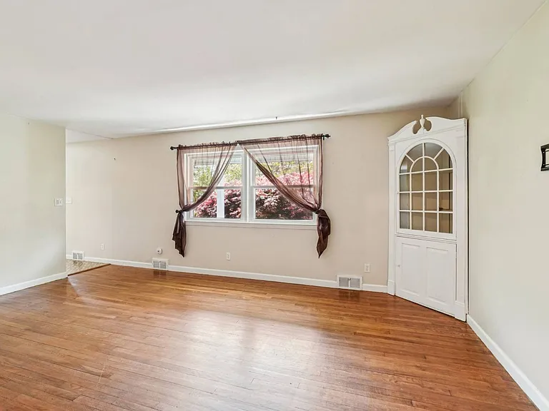 710B Heatherwood Dr — Photo 11