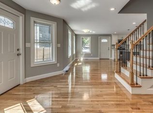 127 Russell St UNIT 2, Waltham, MA 02453