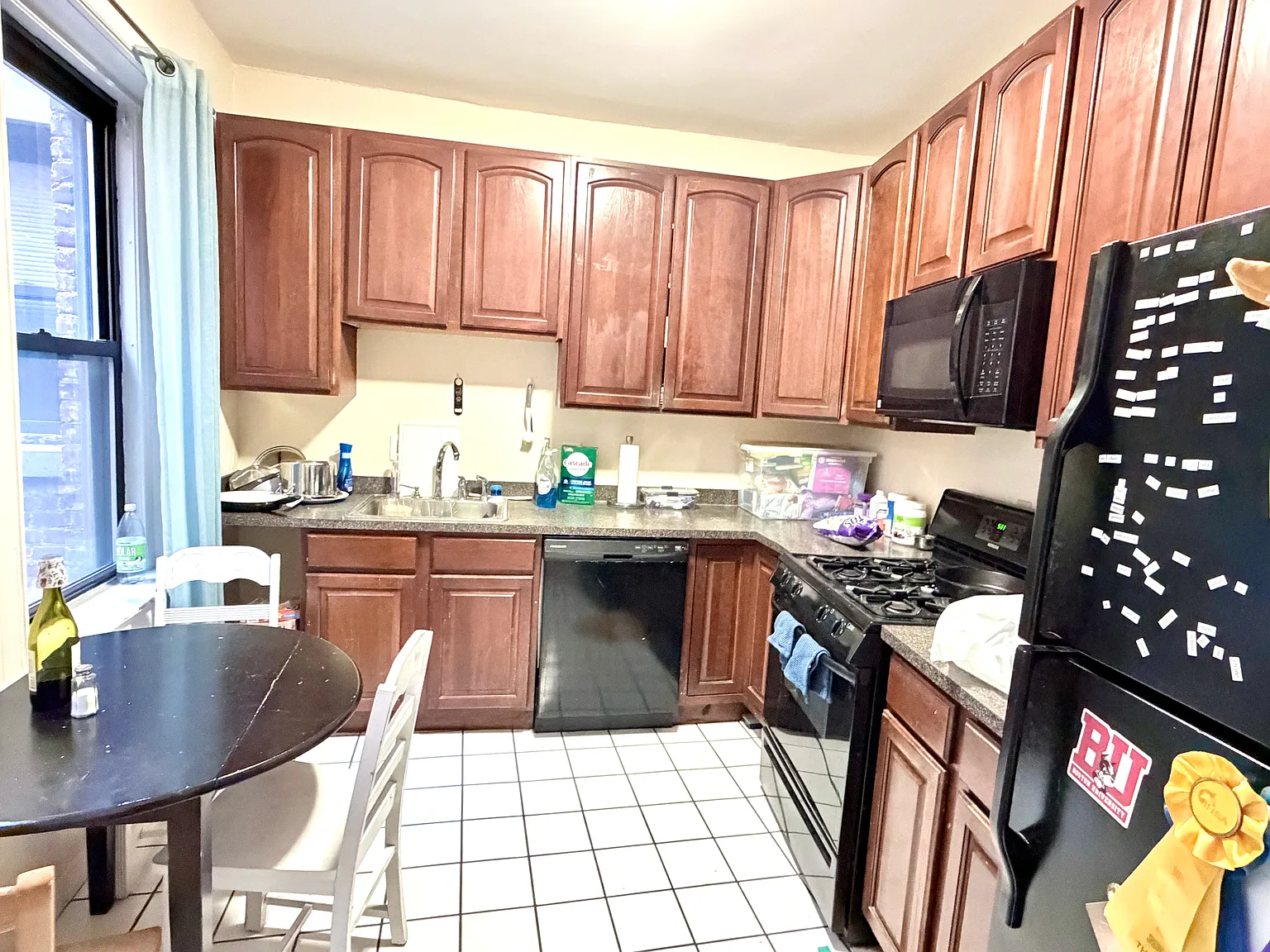3 bed, 1142 sqft, $3,650 — Photo 2