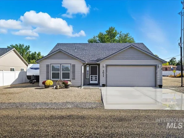 1011 Edwards St, Marsing, ID 83639