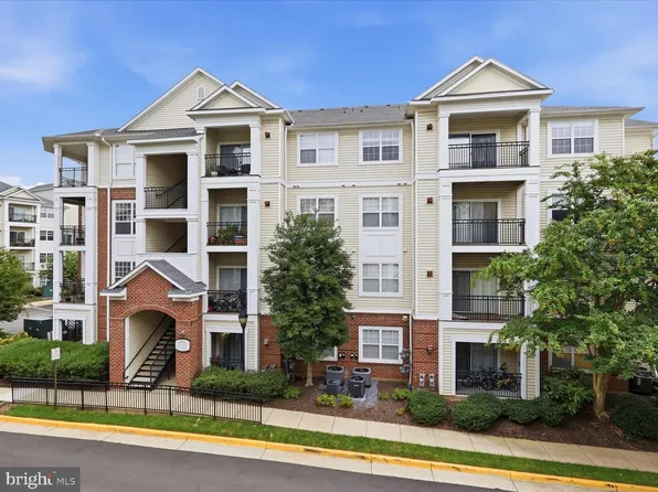 12933 Centre Park Cir APT 402, Herndon, VA 20171