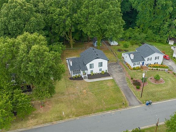 3rd image of 1282 Millerwood Dr