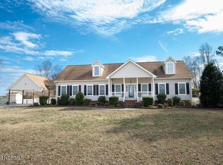 2390 Grey Farm Rd, Jamesville, NC 27846