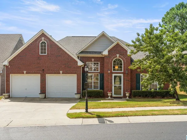 160 Village Ln, Pelham, AL 35124