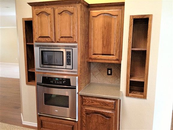 4th image of 522 Flora Vista Ct