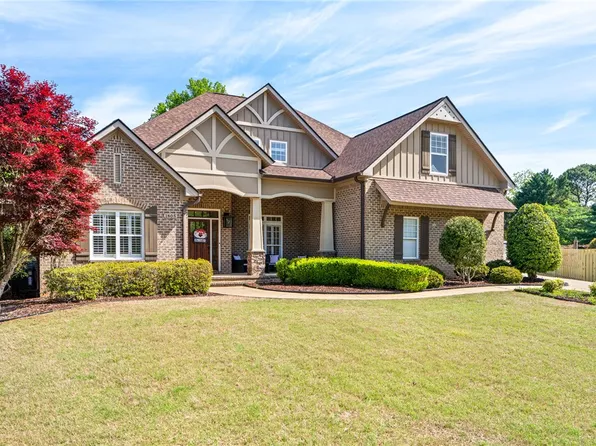1805 Staples Ct, Auburn, AL 36830