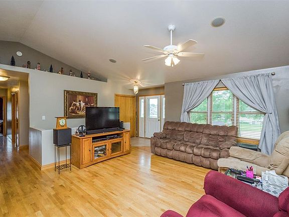 4th image of 2505 Bullis Dr