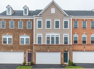 42675 Burbank Ter, Sterling, VA 20166