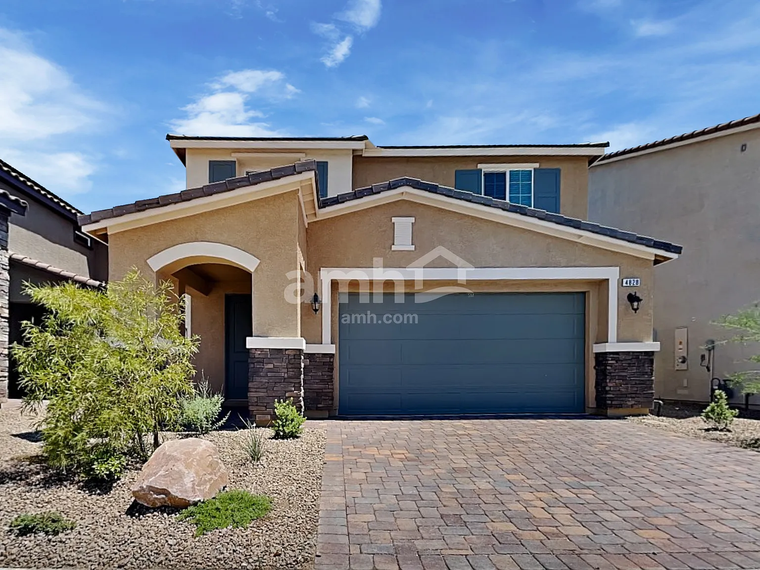 4 bed, 2.5 bath, 2209 sqft, $2,595 — Photo 1