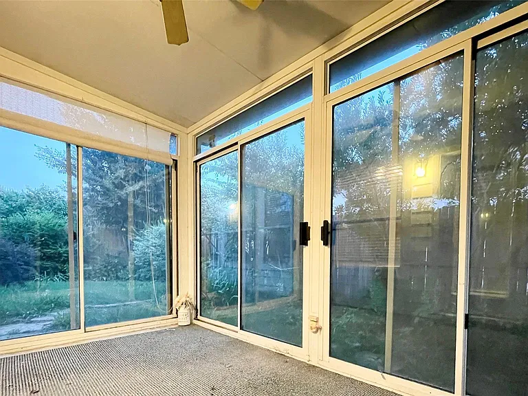 2712 Hereford Rd — Photo 36