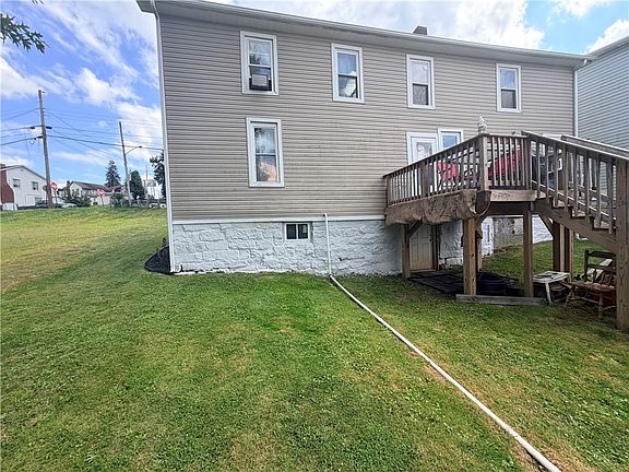 3rd image of 134 Morton Ave