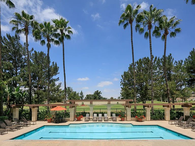 Sierra Vista Apartment Homes — Photo 6