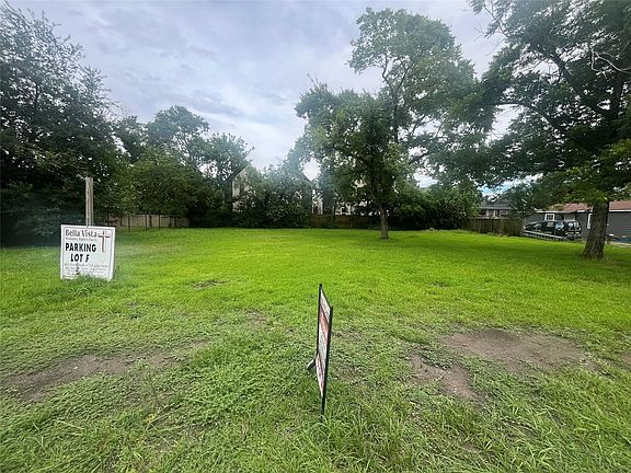 3rd image of 3504 & 0 Cornell St #19