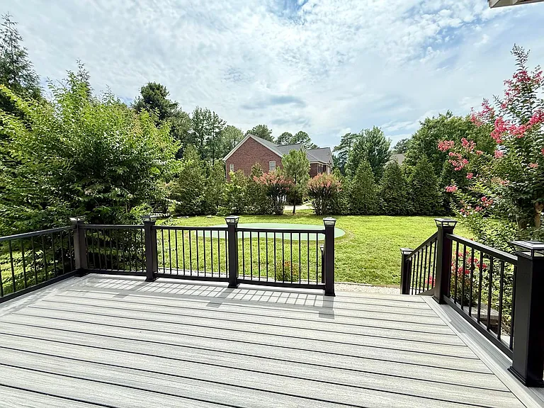 1009 Providence Forest Dr — Photo 32