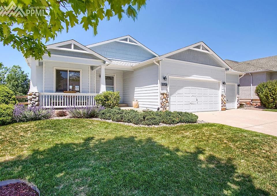 Stunning home in Jackson Creek