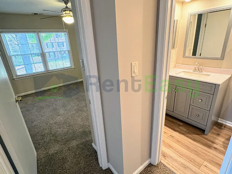 401 Henley Ct #C — Photo 18