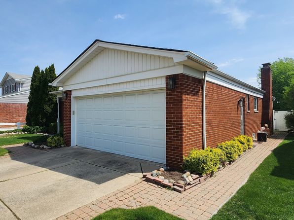 31656 Campbell Rd, Madison Heights, MI 48071
