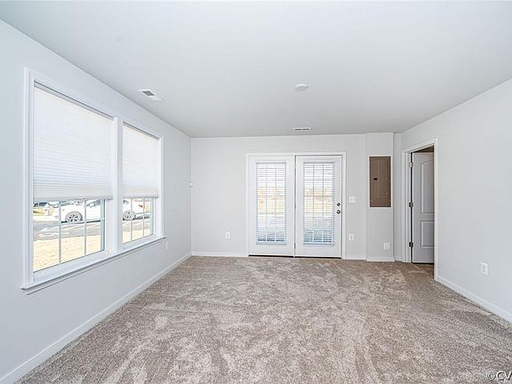 5th image of 1421 Kerr Dr #1421
