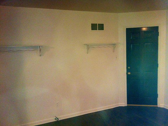 2nd image of 813 N Jackson St