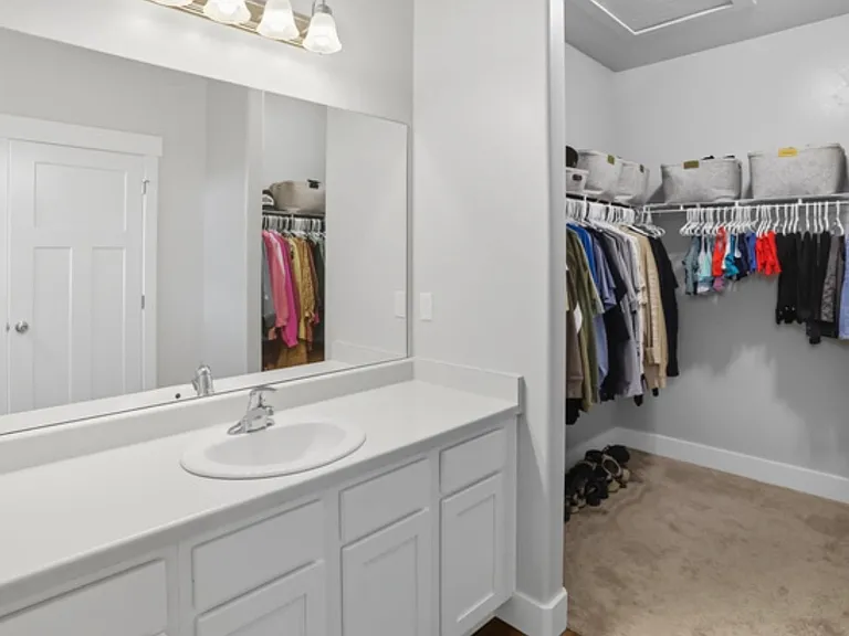 1816 W Eaglewood Dr #301 — Photo 16