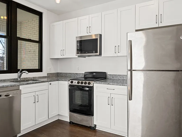 1443 T St NW #32 — Photo 7